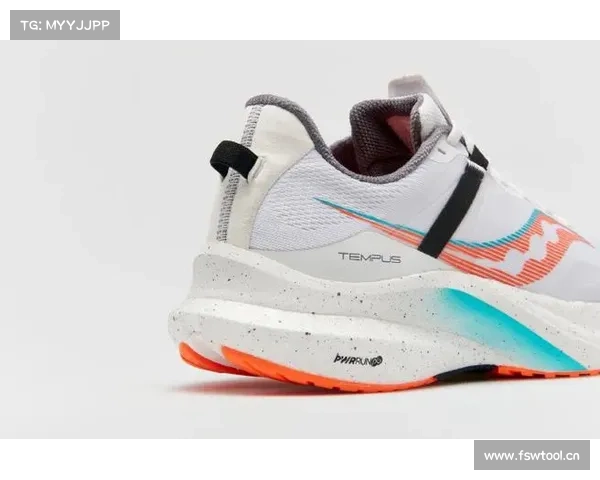 Saucony Tempus坦途,一双轻盈与稳定兼容的跑鞋是什么样子? Saucony Tempus坦途,一双轻盈与稳定兼容的跑鞋是什么样子?
